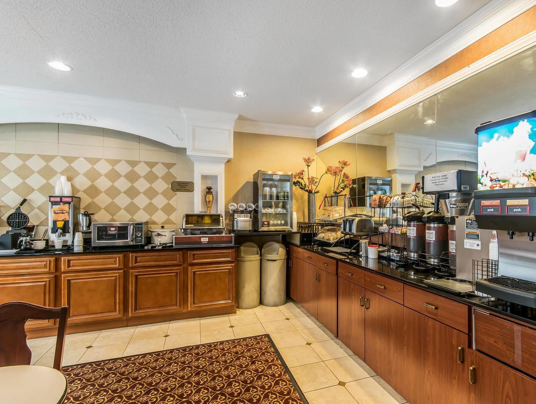 Quality Inn & Suites Stacer Esterno foto