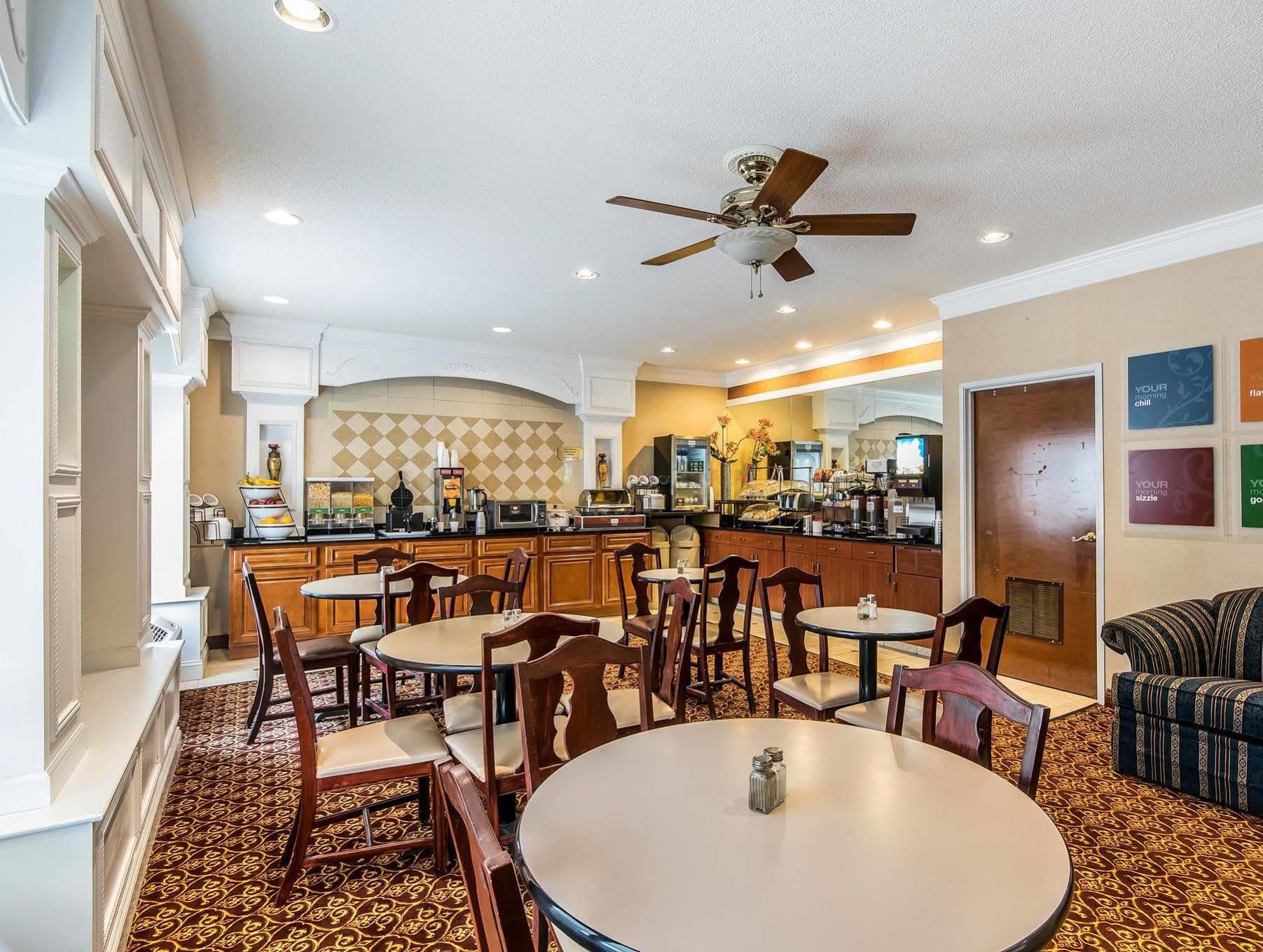 Quality Inn & Suites Stacer Esterno foto